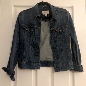 Levi’s Denim Jacket size small